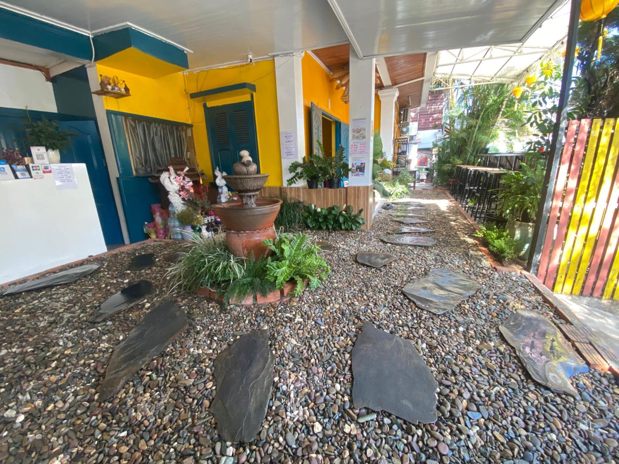 Luang Prabang Hostel Buitenkant foto